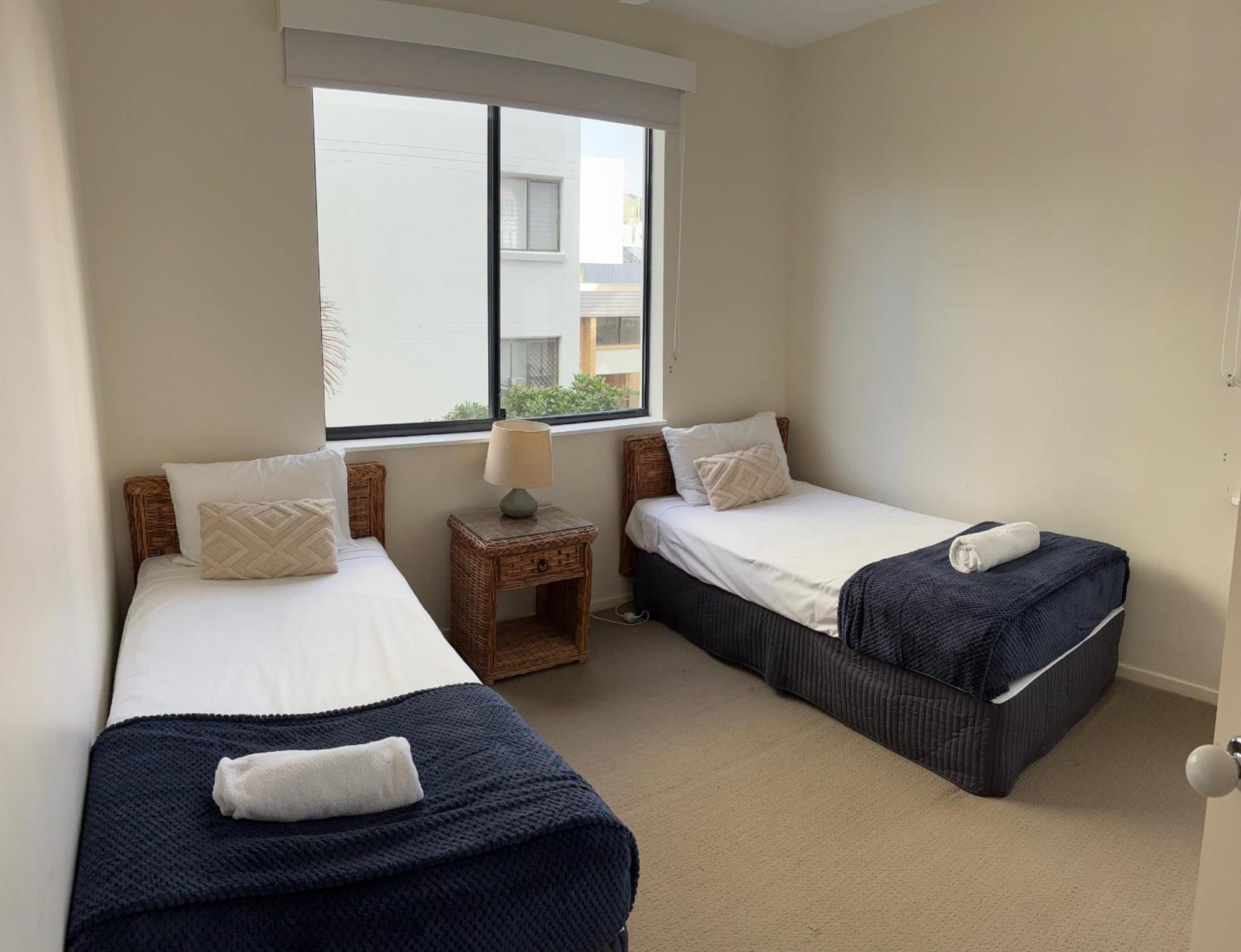 Kings Row Apartments Caloundra Buitenkant foto